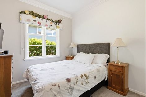 Photo of property in 51 Milne Terrace, Island Bay, Wellington, 6023