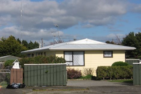 Photo of property in 8 Farrier Grove, Featherston, 5710