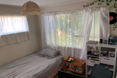 Photo of property in 3 Dianne Louise Drive, Half Moon Bay, Auckland, 2012