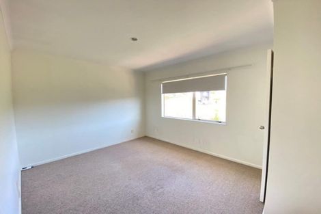Photo of property in 14 Meharg Place, Fairview Heights, Auckland, 0632