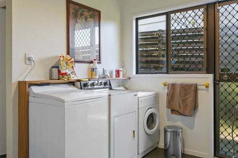 Photo of property in 67 Chesham Avenue, Waipahihi, Taupo, 3330