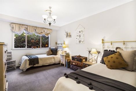 Photo of property in 12 Oakdale Road, Mount Roskill, Auckland, 1041