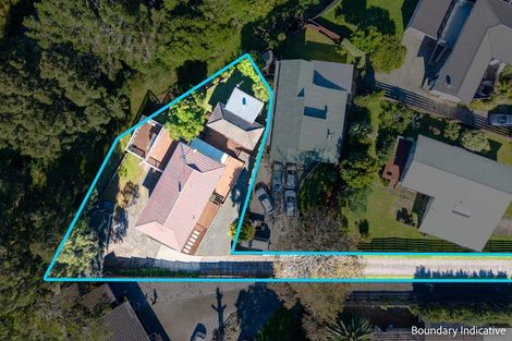 Photo of property in 116 Ennis Avenue, Pakuranga Heights, Auckland, 2010