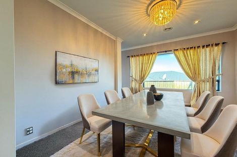 Photo of property in 27 Sandybrow, Churton Park, Wellington, 6037