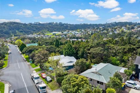 Photo of property in 17 Lynn Road, Bayview, Auckland, 0629