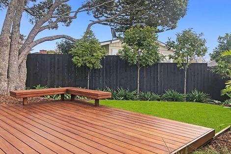 Photo of property in 2/60 Salisbury Road, Birkdale, Auckland, 0626