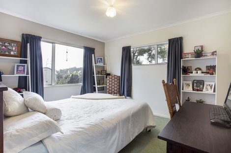 Photo of property in 55e Springs Road, Parakai, 0830