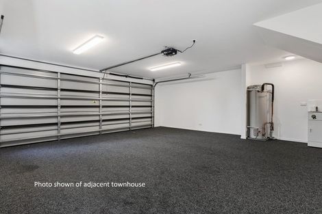 Photo of property in 37d Tawhiri Road, One Tree Hill, Auckland, 1061