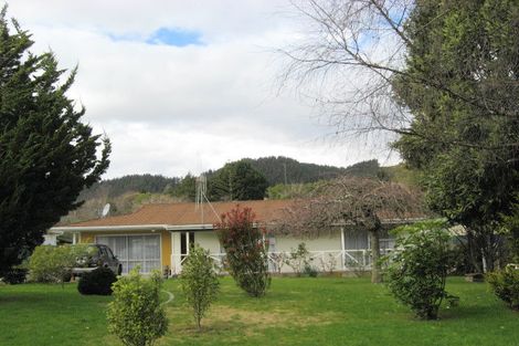 Photo of property in 53 Honi Taipua Street, Manakau, Levin, 5573