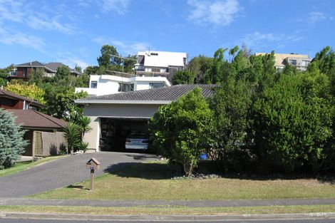 Photo of property in 20 Penguin Drive, Murrays Bay, Auckland, 0630