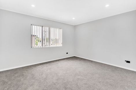 Photo of property in 147d Bucklands Beach Road, Bucklands Beach, Auckland, 2012