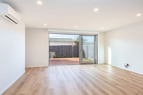 Photo of property in 2/6 Strauss Place, Somerfield, Christchurch, 8024
