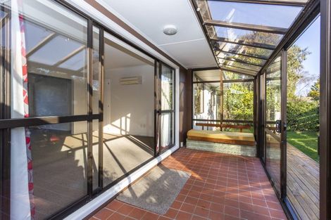 Photo of property in 3 Siska Place, Upper Riccarton, Christchurch, 8041