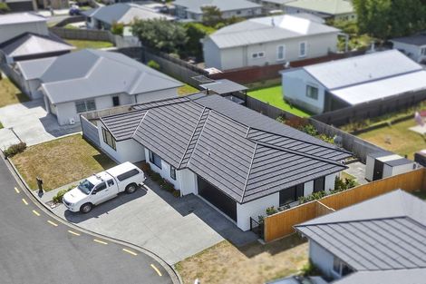 Photo of property in 11 Poulson Grove, Trentham, Upper Hutt, 5018