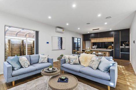 Photo of property in 22 Selwyn Downs Lane, Opaheke, Papakura, 2113