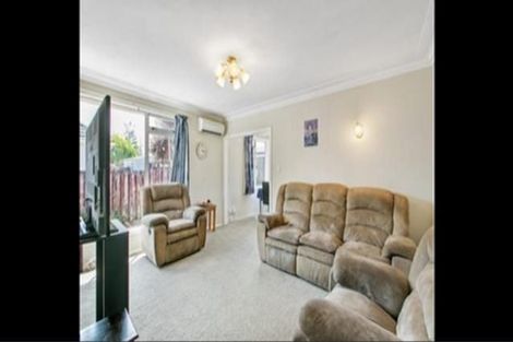 Photo of property in 70 Mcannalley Street, Manurewa East, Auckland, 2102