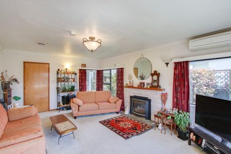 Photo of property in 28 Caxton Street, Onekawa, Napier, 4110