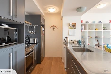 Photo of property in Sol Apartments, 21/37 Jessie Street, Te Aro, Wellington, 6011