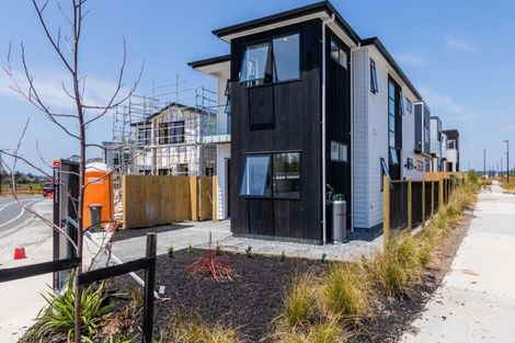 Photo of property in 72 Craigs Way, Hobsonville, Auckland, 0616