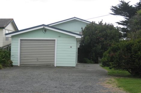 Photo of property in 57 Park Avenue, Waitarere Beach, Levin, 5510