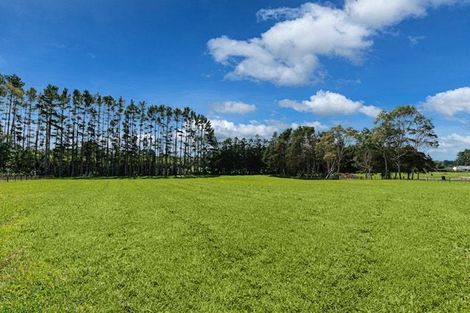 Photo of property in 53 Dysart Lane, Kumeu, 0891