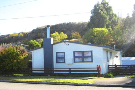 Photo of property in 35 Chelmer Street, Oamaru, 9400