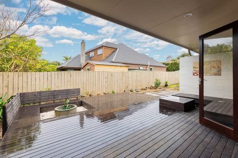 Photo of property in 2/15a Allendale Road, Mount Albert, Auckland, 1025