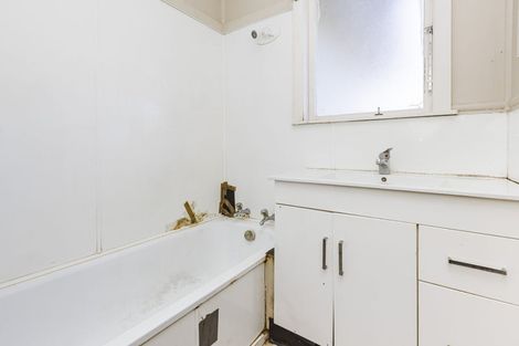 Photo of property in 10b Frank Hewitt Street, Pukekohe, 2120