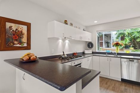 Photo of property in 17 Okura River Road, Okura, Albany, 0792