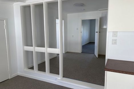 Photo of property in 1/18 Ocean View Road, Milford, Auckland, 0620