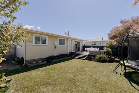 Photo of property in 10 Short Street, Otumoetai, Tauranga, 3110