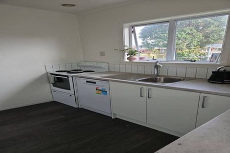Photo of property in 206 Tukapa Street, Westown, New Plymouth, 4310