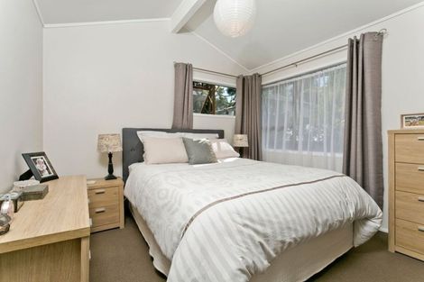 Photo of property in 1/38 Morriggia Place, Bayview, Auckland, 0629