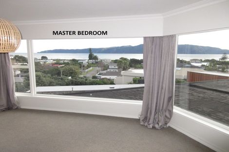 Photo of property in 15 Webber Street, Paraparaumu Beach, Paraparaumu, 5032