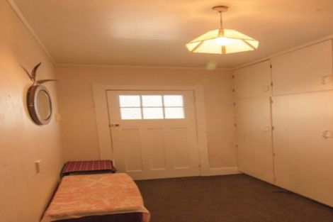 Photo of property in 24 Farmer Street, Te Aroha, 3320