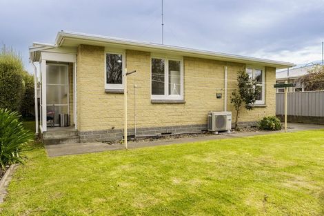 Photo of property in 202a Grove Road, Mayfair, Hastings, 4122