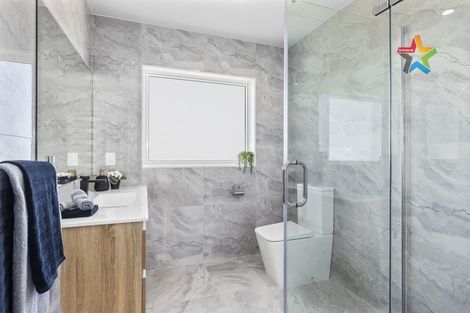 Photo of property in 2 Poto Road, Normandale, Lower Hutt, 5010