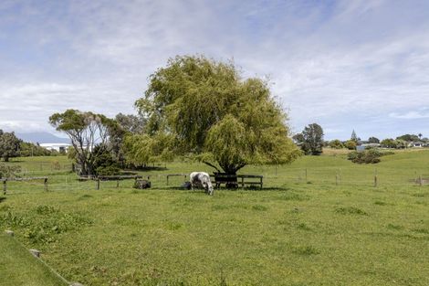 Photo of property in 1179 Devon Road, Bell Block, New Plymouth, 4373