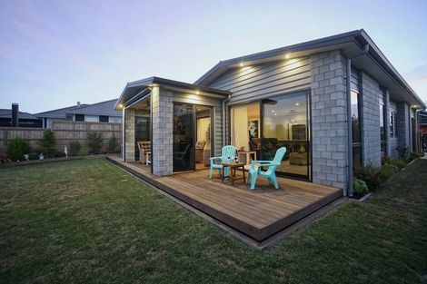 Photo of property in 8 Kiritiana Close, Pyes Pa, Tauranga, 3112