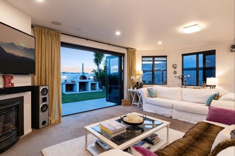 Photo of property in 6 Palazzo Drive, Papamoa Beach, Papamoa, 3118