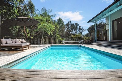 Photo of property in 136 Landing Road, Kerikeri, 0230