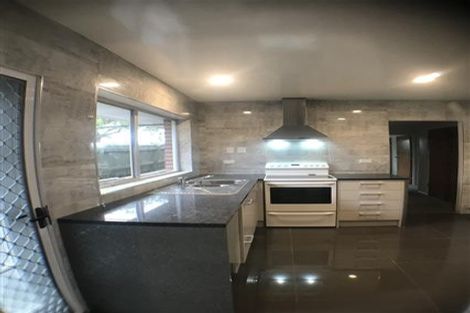 Photo of property in 1/48 View Road, Henderson, Auckland, 0612