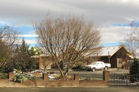 Photo of property in 18 Lanes Road, Bridge Hill, Alexandra, 9320