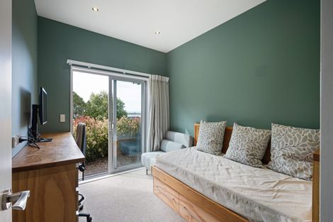 Photo of property in 44 Augusta Street, Redcliffs, Christchurch, 8081