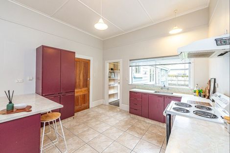 Photo of property in 1 Harrison Street, Whanganui, 4500
