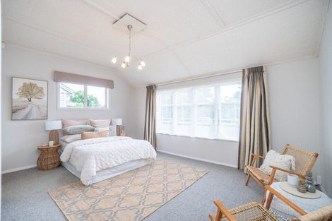 Photo of property in 40 Oxford Street, Hokowhitu, Palmerston North, 4410