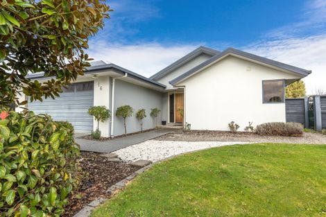 Photo of property in 16 Camleigh Close, Kaiapoi, 7630