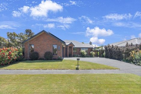 Photo of property in 5 Rooney Place, Aidanfield, Christchurch, 8025
