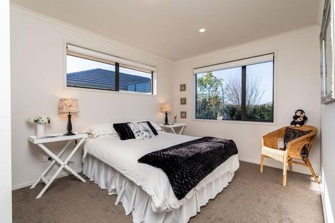 Photo of property in 8 Glen Wallace Road, Waipu, 0510