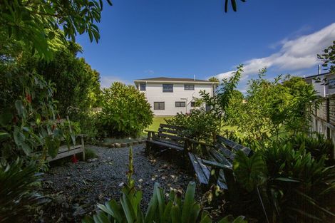 Photo of property in 187 One Tree Point Road, One Tree Point, 0118